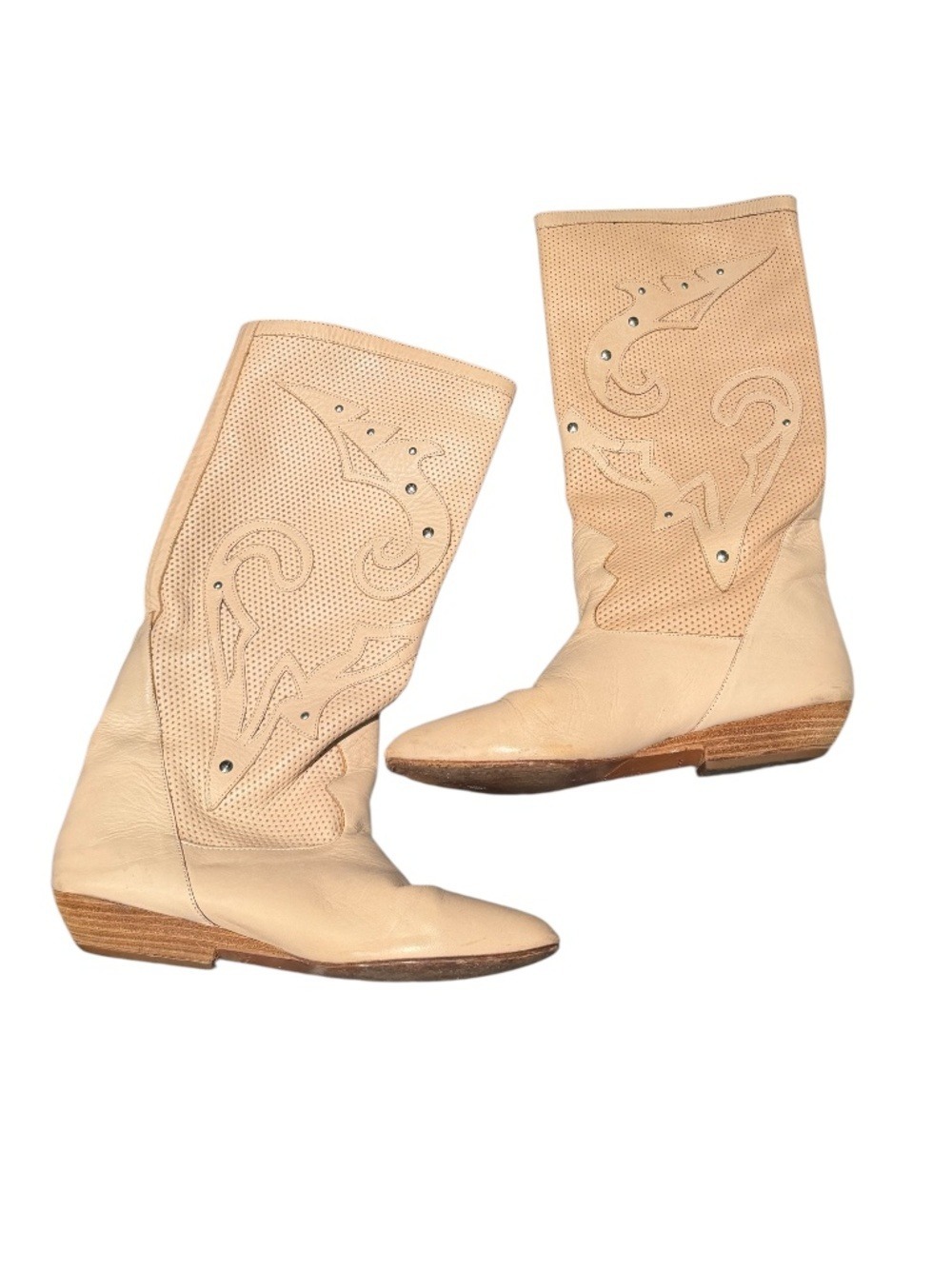 MIA cream leather perforated western-style boots with stud details - size 7